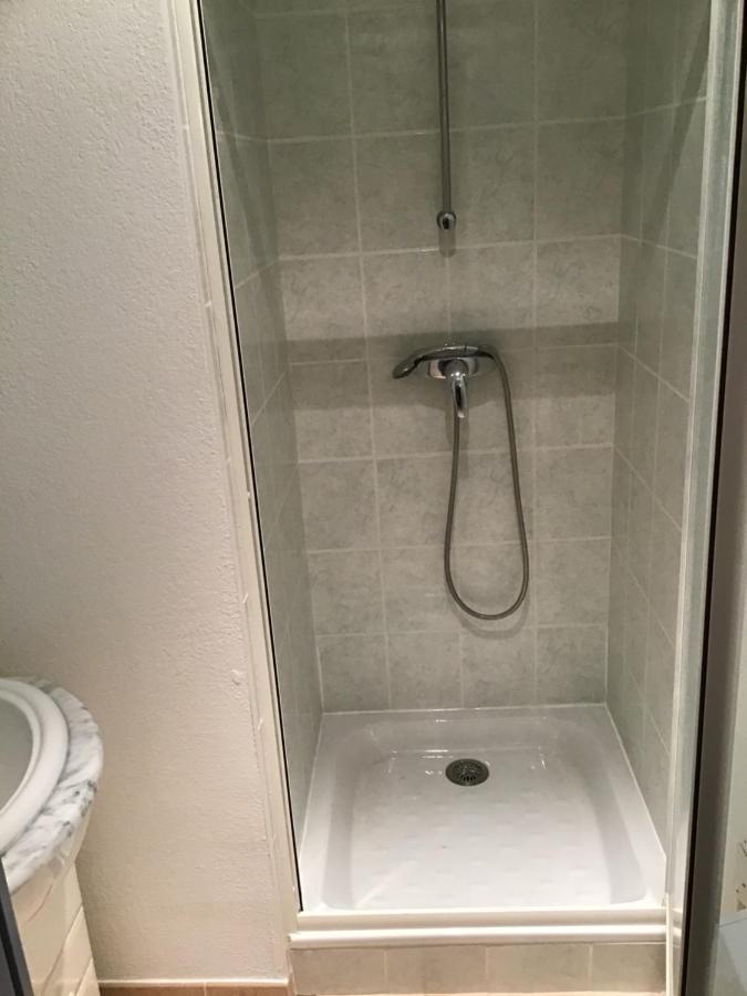 Appartement 3 Min A Pied Du Centre D'Uzes Parking Piscine Exteriör bild