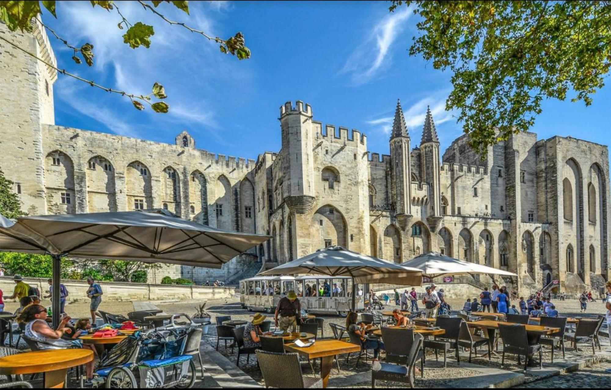 Appartement 3 Min A Pied Du Centre D'Uzes Parking Piscine Exteriör bild